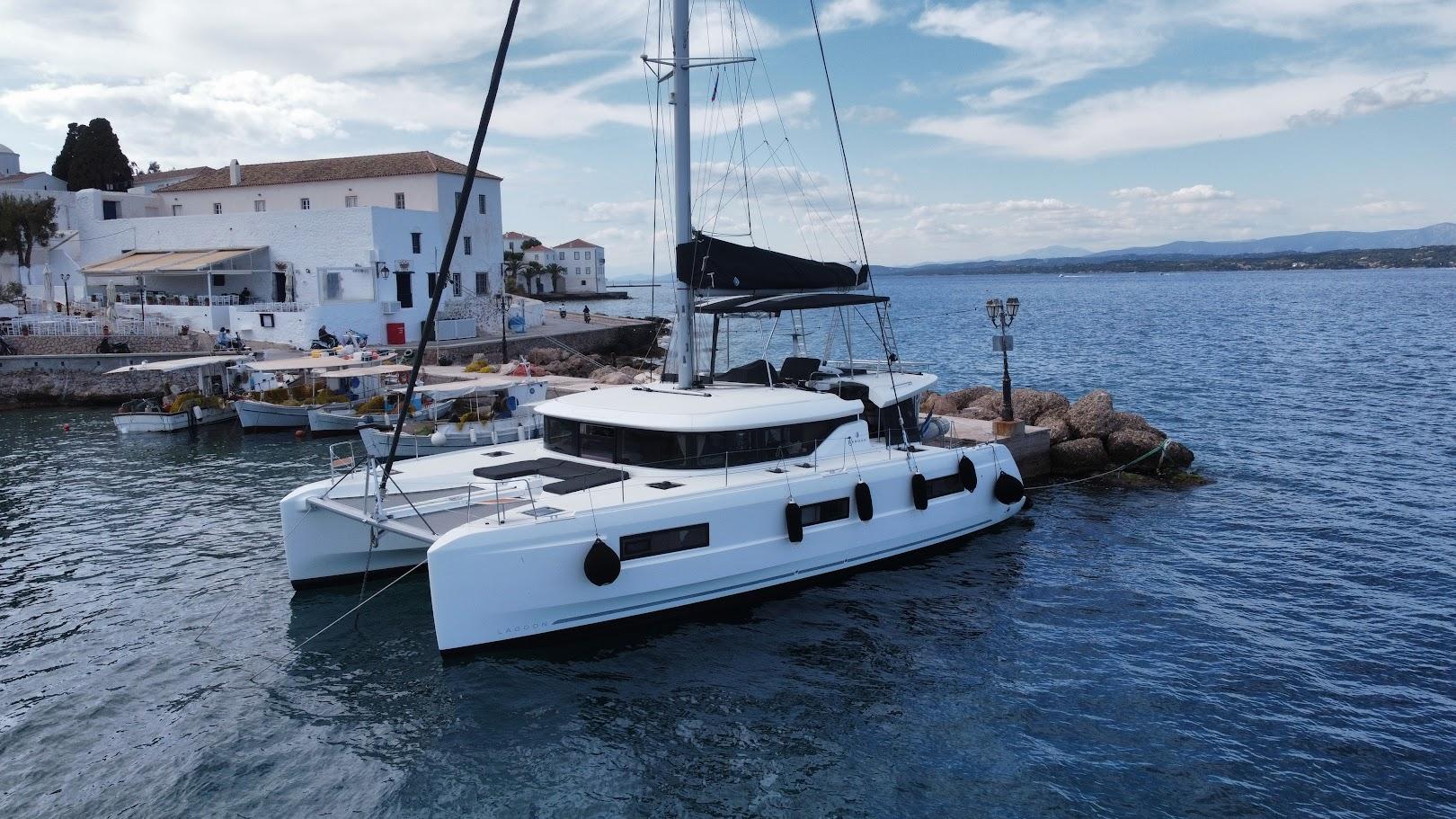 Lagoon 46 - 4 + 2 cab., picture 4