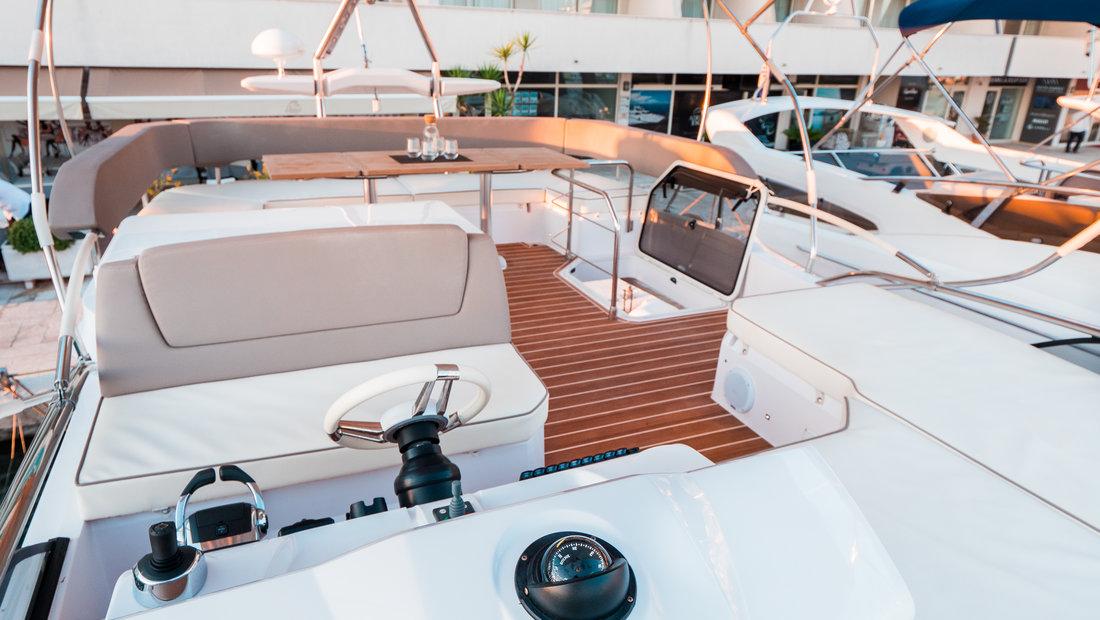 Sessa Fly 47, picture 11