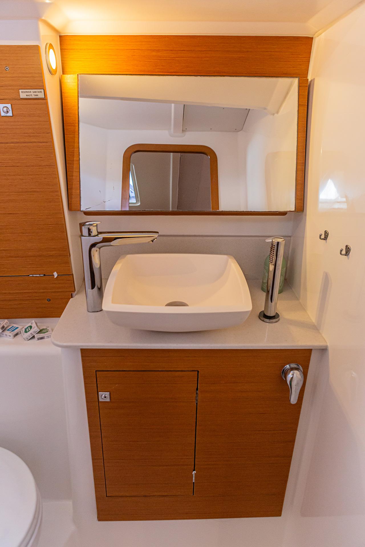 Dufour 390 GL, picture 10