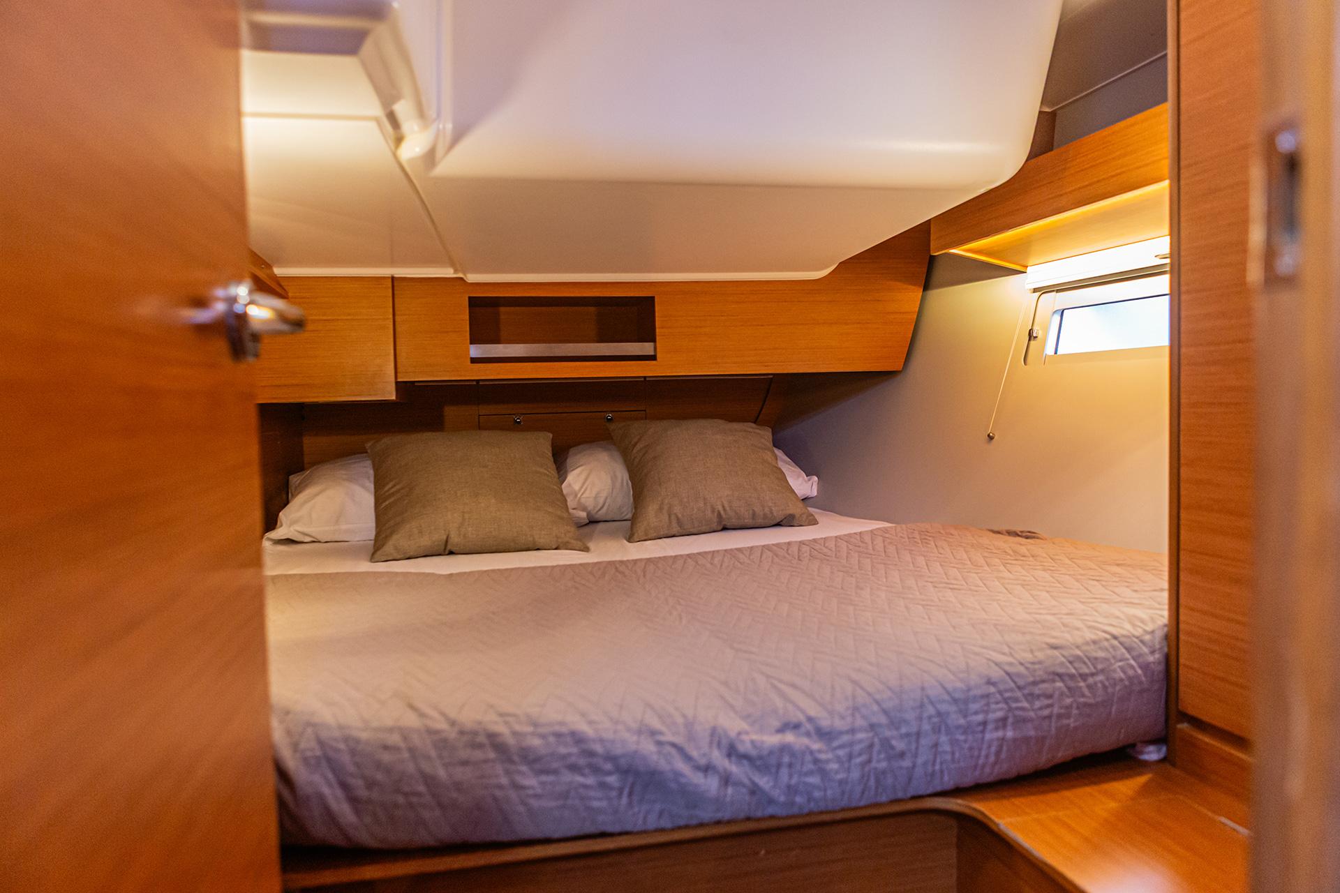 Dufour 390 GL, picture 9