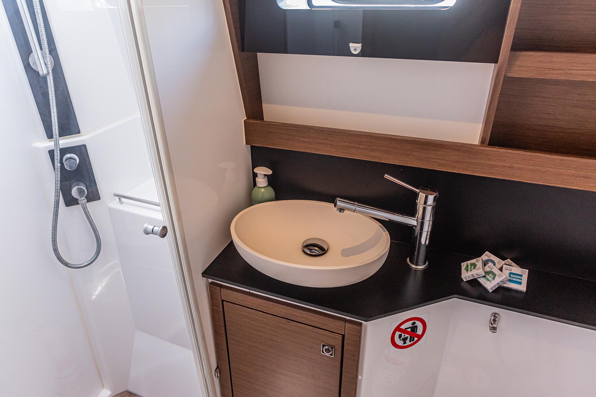 Nautitech 46 Fly - Harmony Planet, picture 11