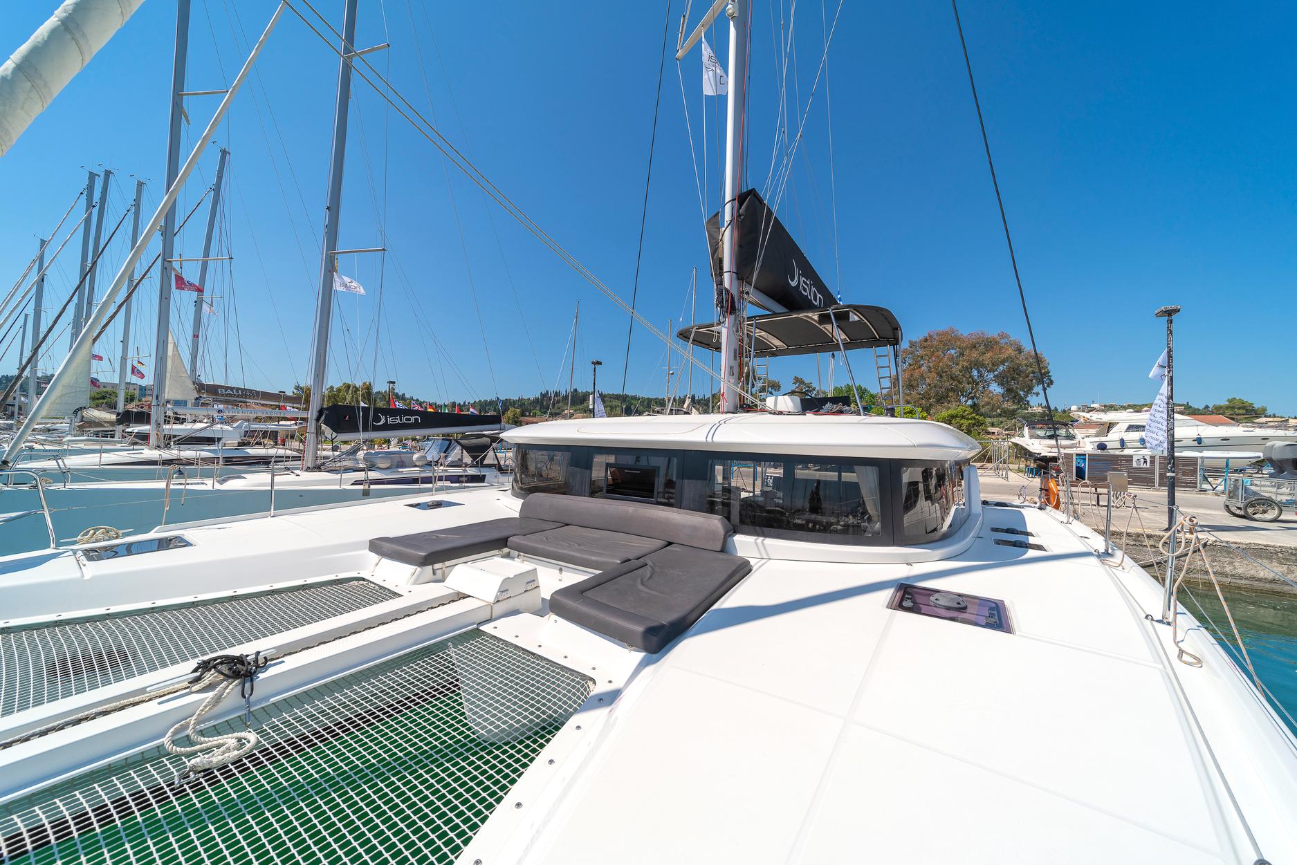 Lagoon 46 - 4 + 2 cab., picture 4