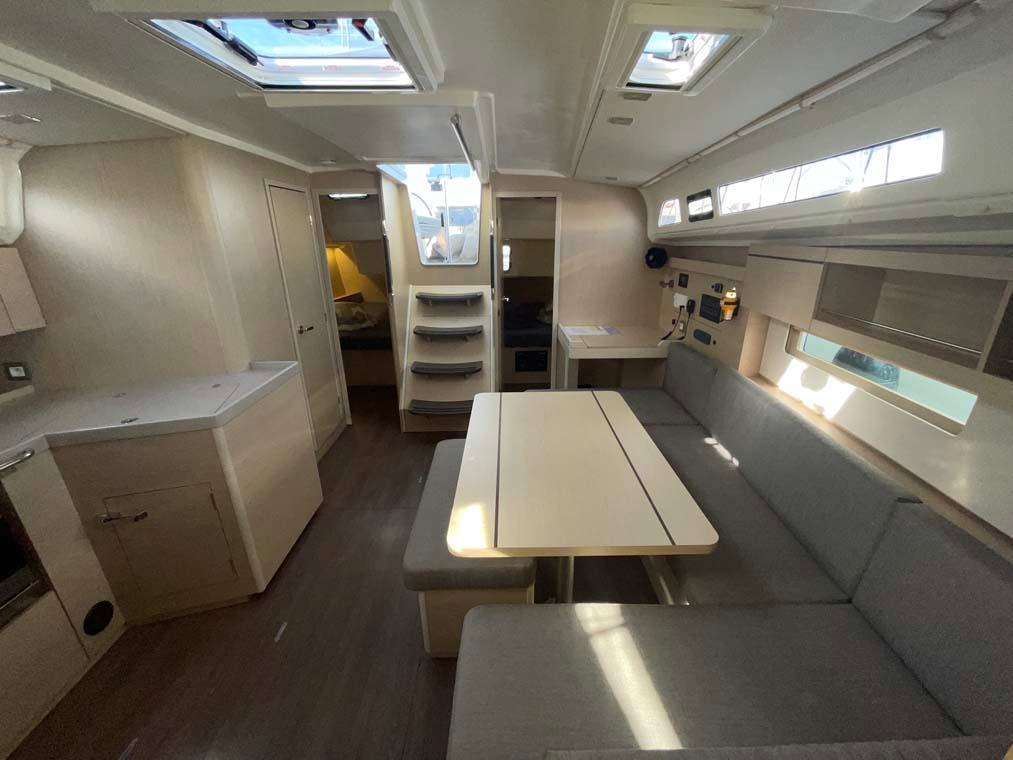 Oceanis 40.1, picture 10