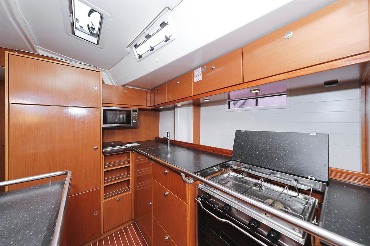 Bavaria 55 Cruiser, picture 15