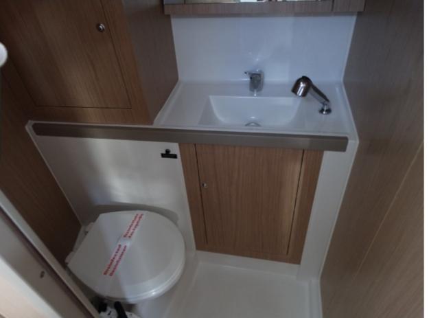 Oceanis 41.1, picture 16