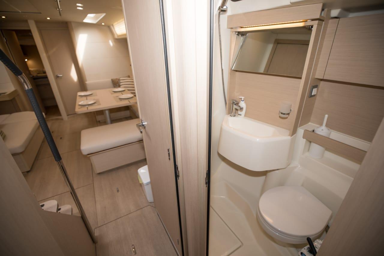 Oceanis 51.1, picture 13