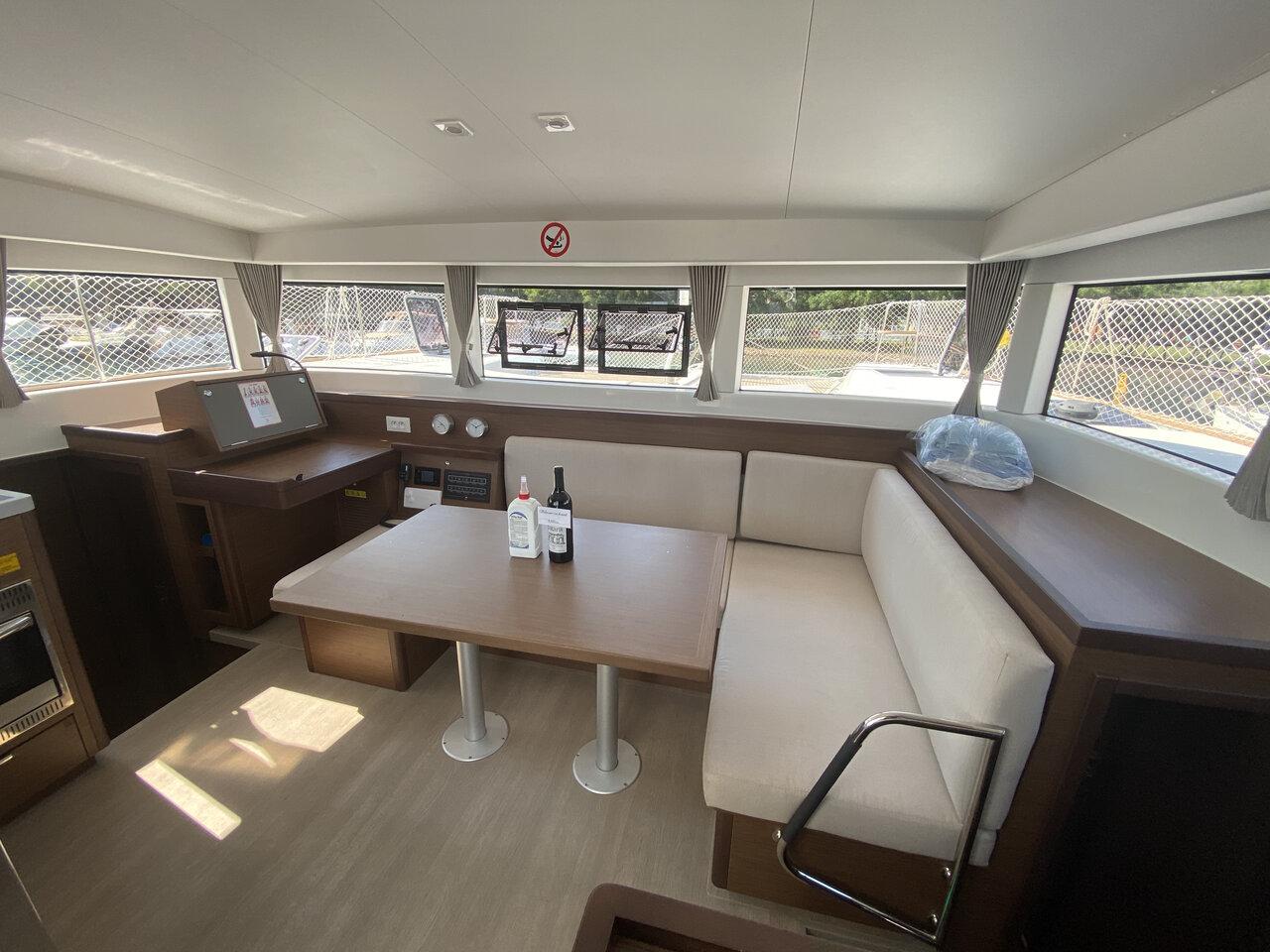 Lagoon 40 - 4 + 2 cab, picture 6