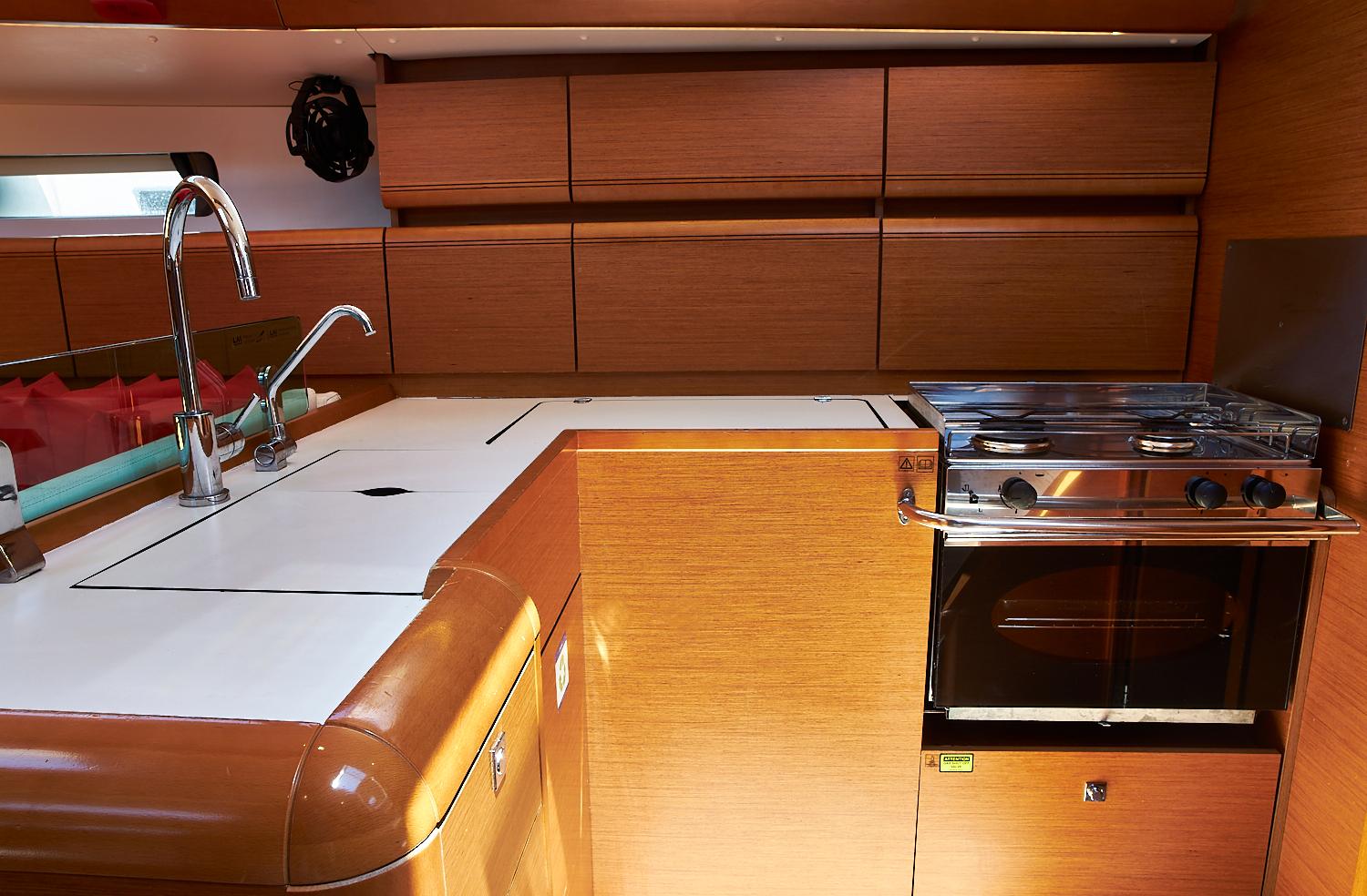 Sun Odyssey 449, picture 9