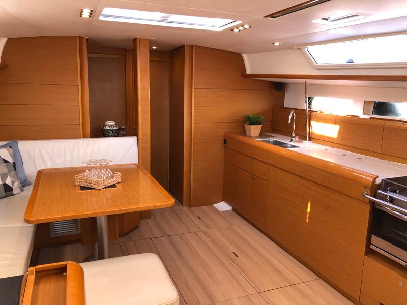 Sun Odyssey 479 - 4 cab., picture 11