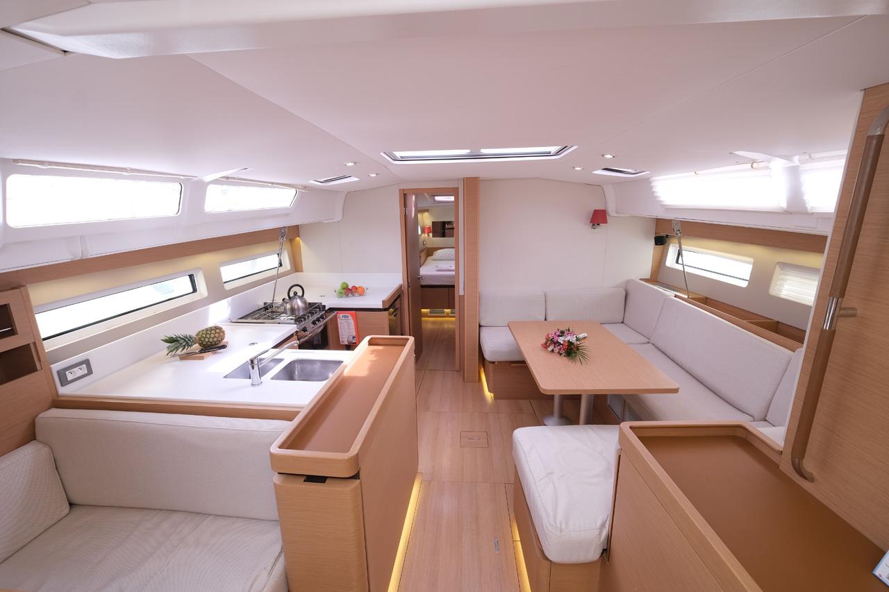 Sun Odyssey 490 - 3 cab., picture 6