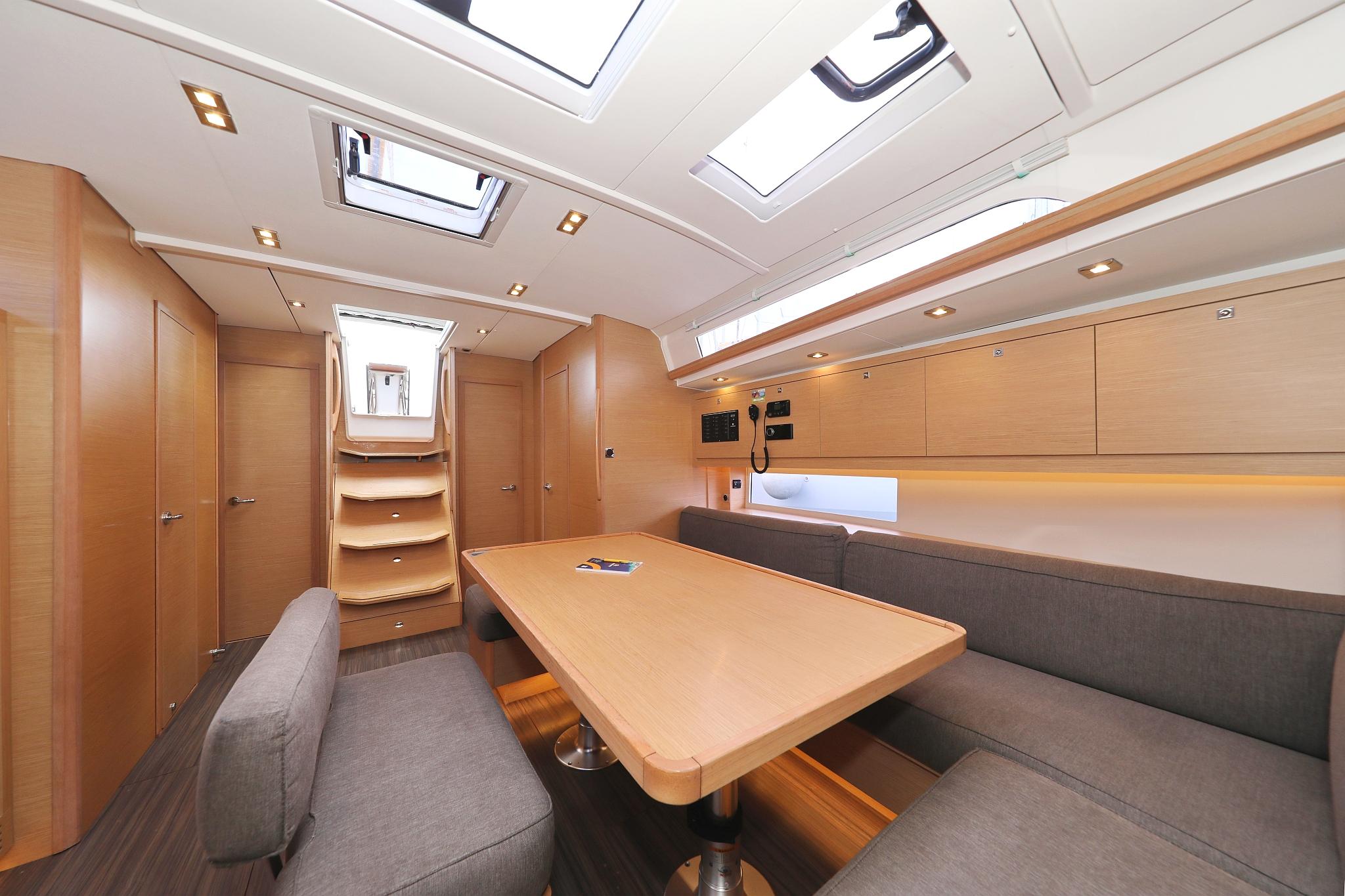 Dufour 470 - 5 cab., picture 22