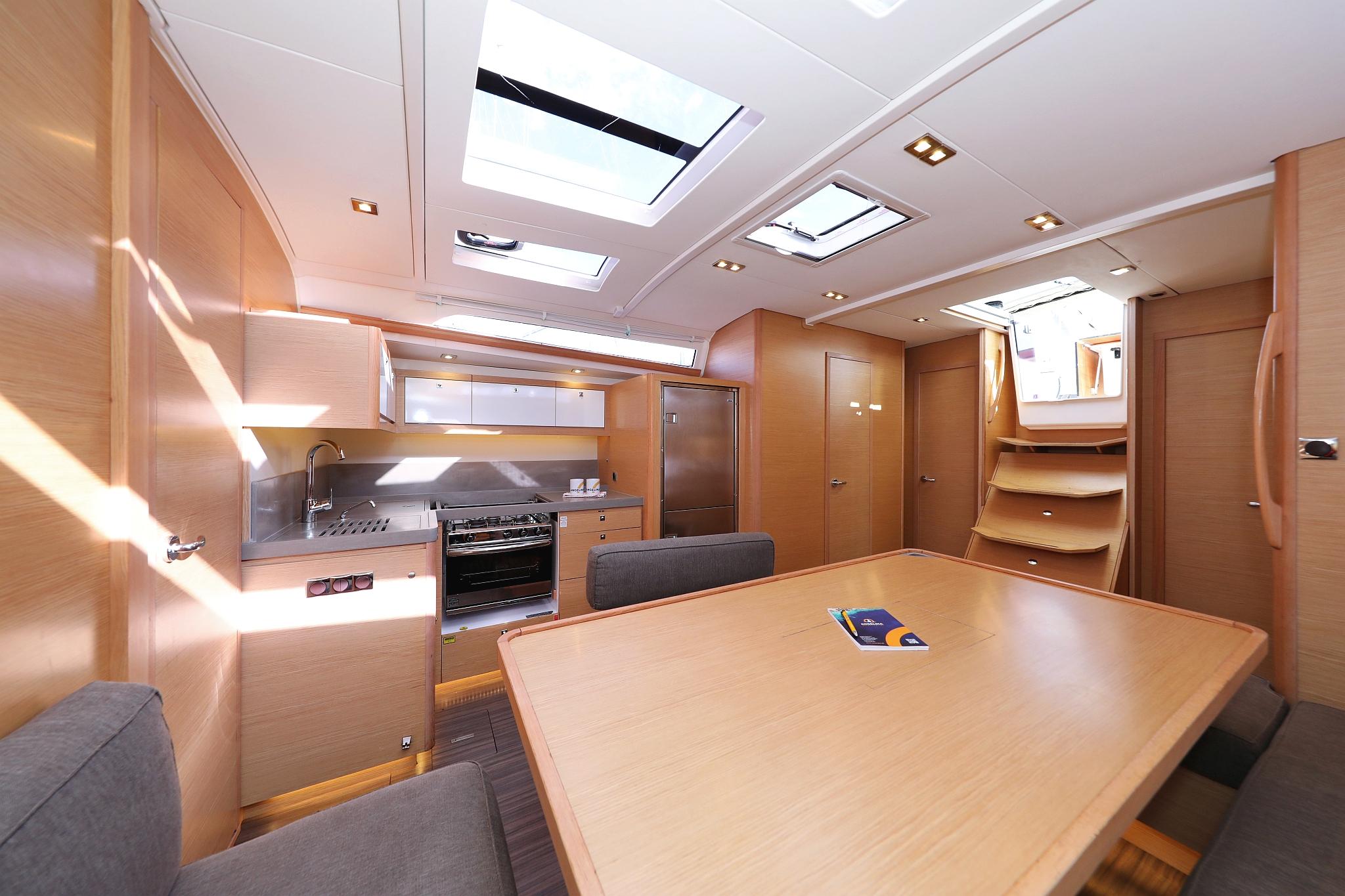 Dufour 470 - 5 cab., picture 16