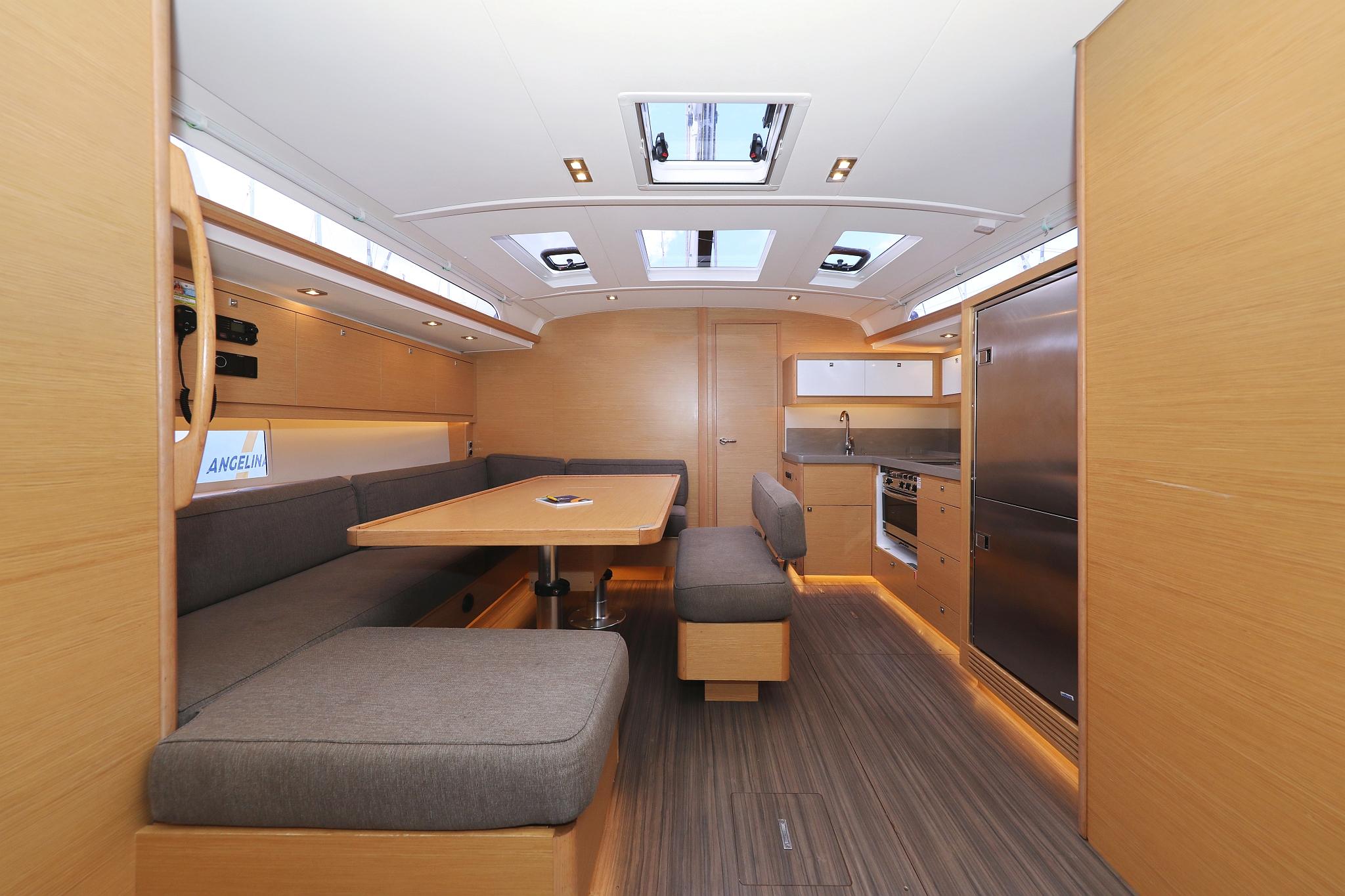 Dufour 470 - 5 cab., picture 13