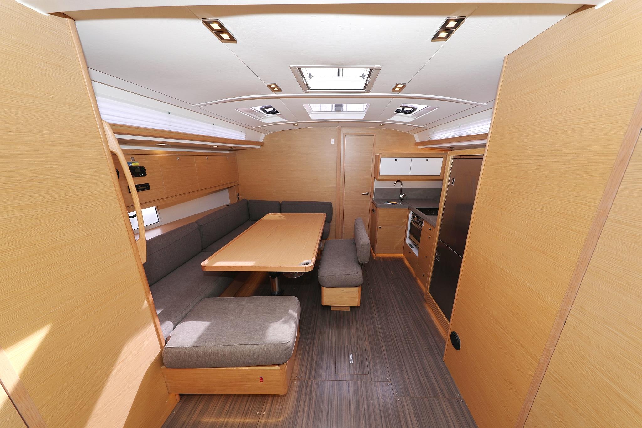 Dufour 470 - 5 cab., picture 12