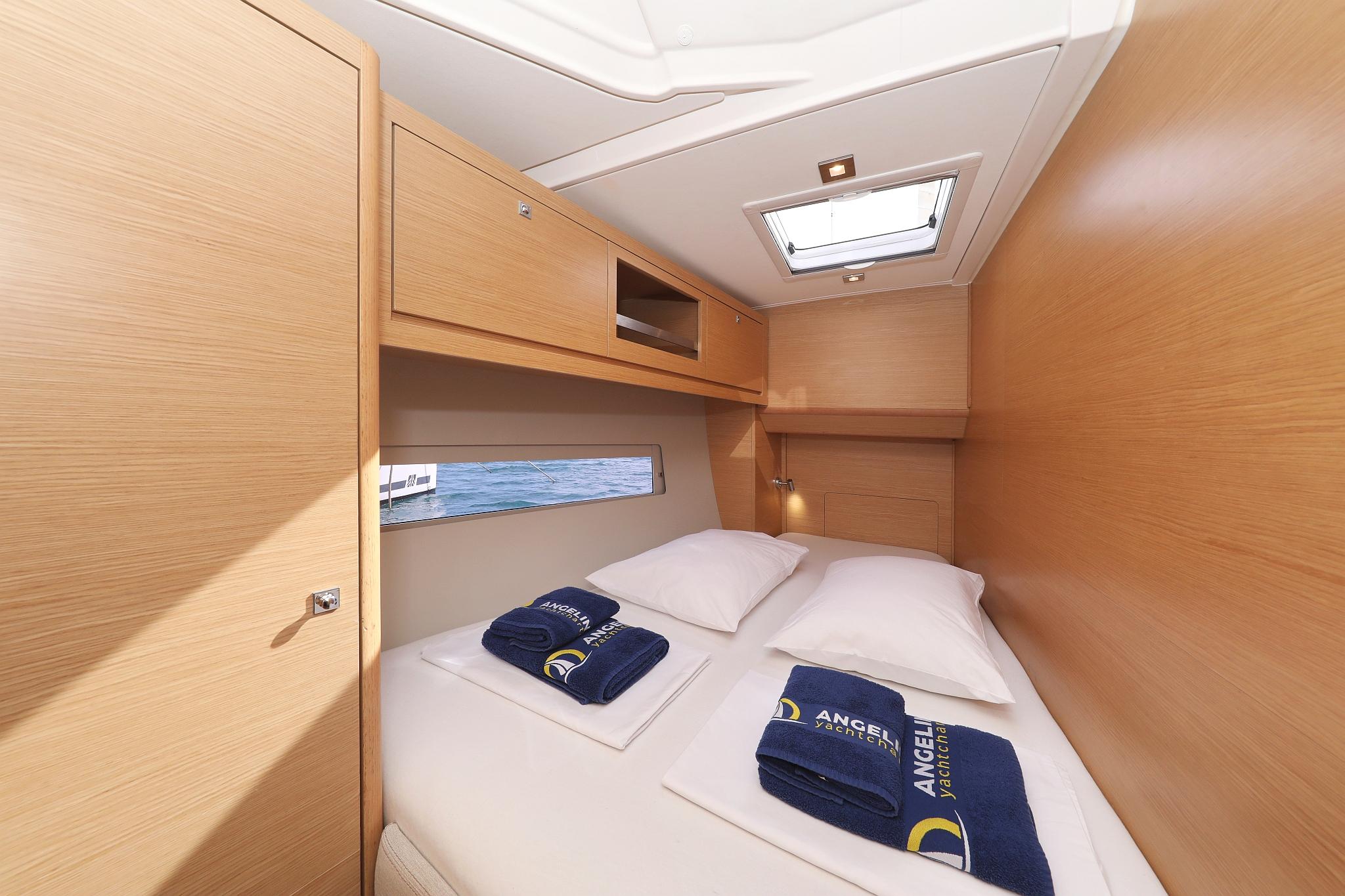 Dufour 470 - 5 cab., picture 30