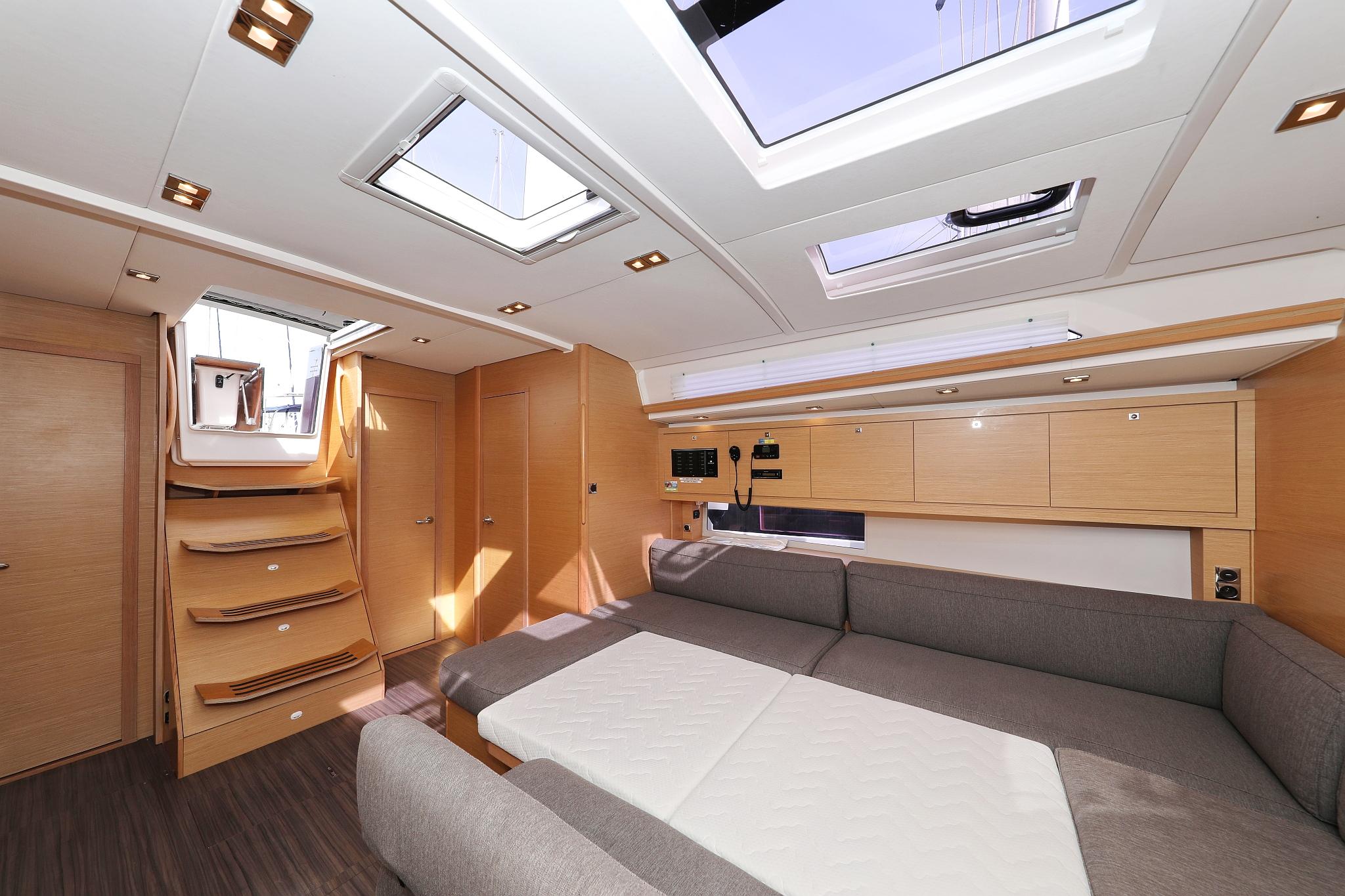Dufour 470 - 5 cab., picture 43