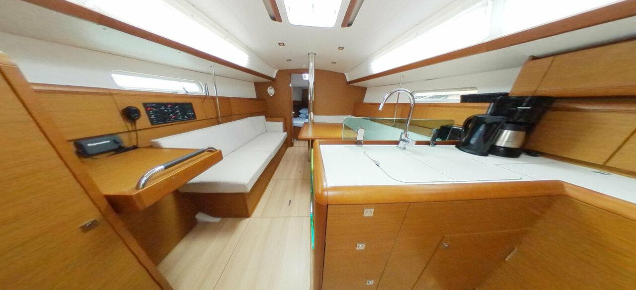 Sun Odyssey 389, picture 16