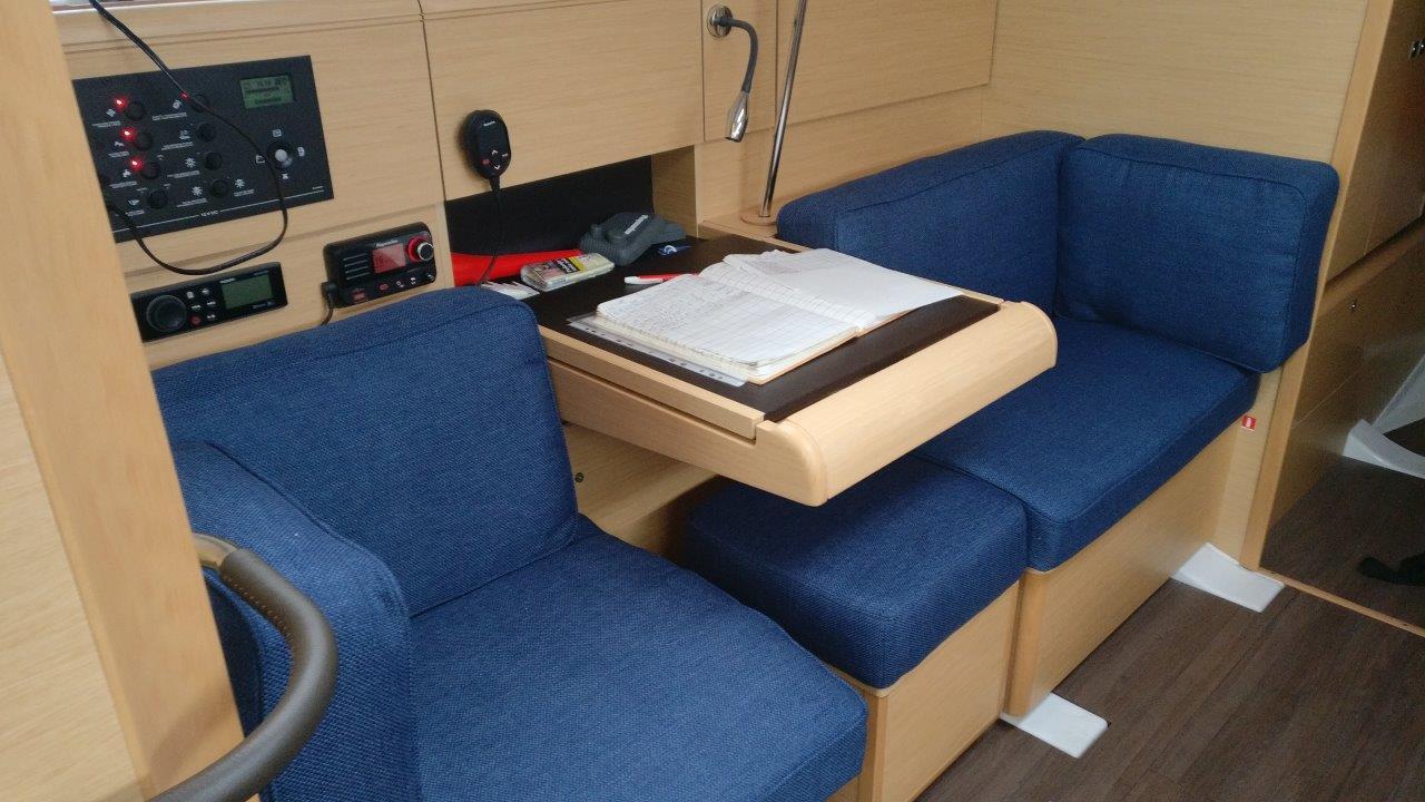Sun Odyssey 419 - 3 cab., picture 15