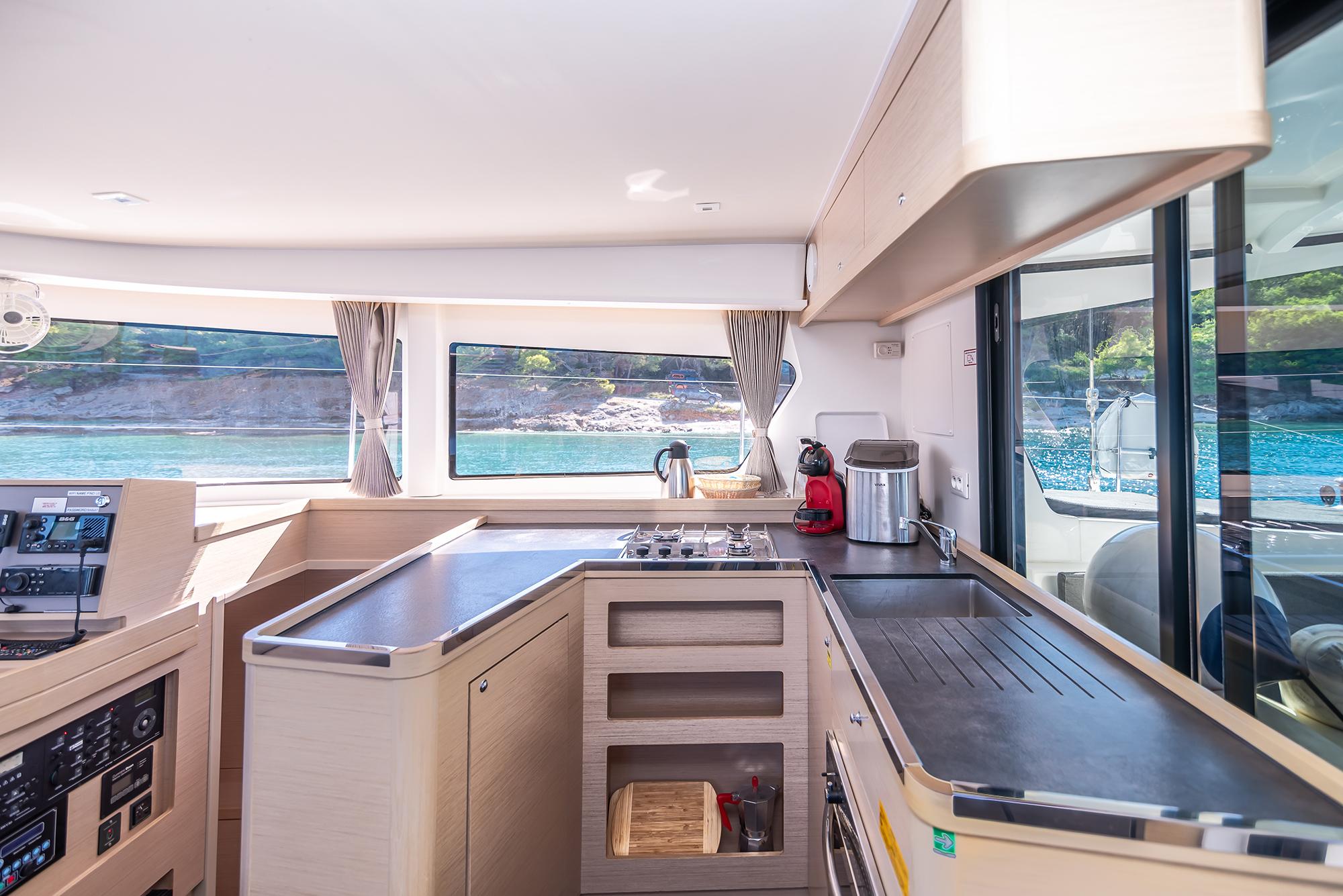 Lagoon 42 OW, picture 18