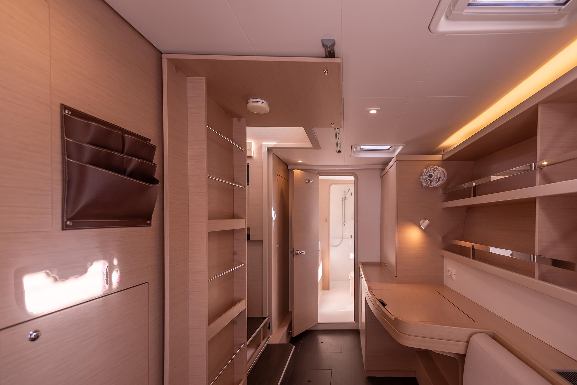 Lagoon 42 OW, picture 11