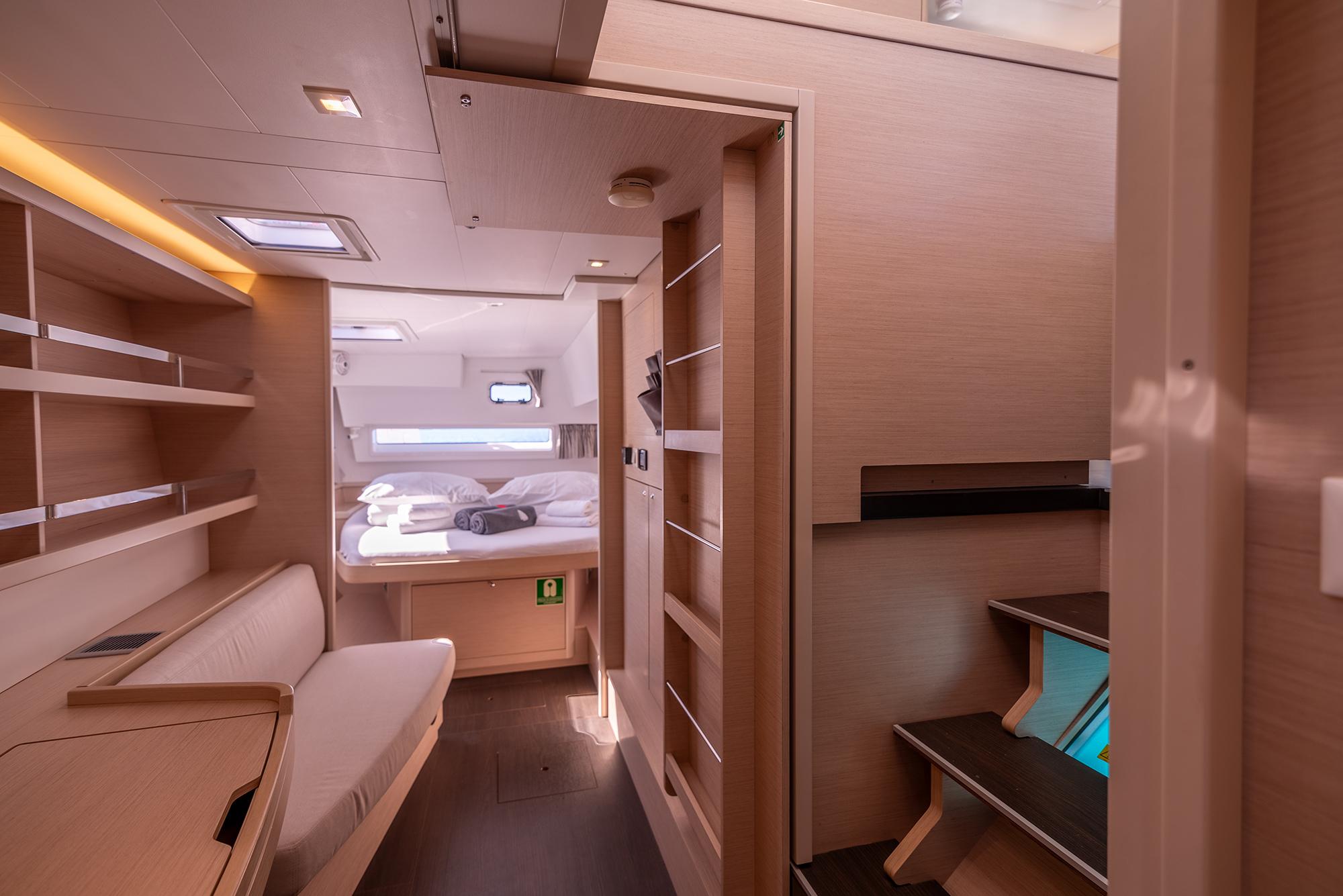 Lagoon 42 OW, picture 13