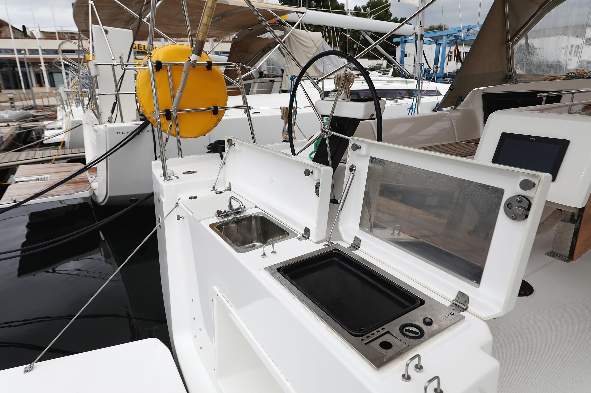 Dufour 390 GL, picture 40