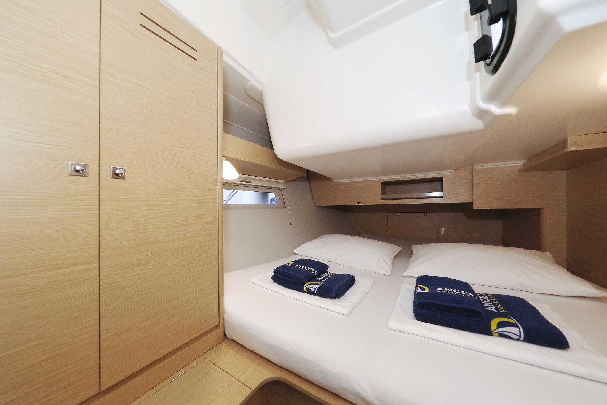 Dufour 390 GL, picture 24