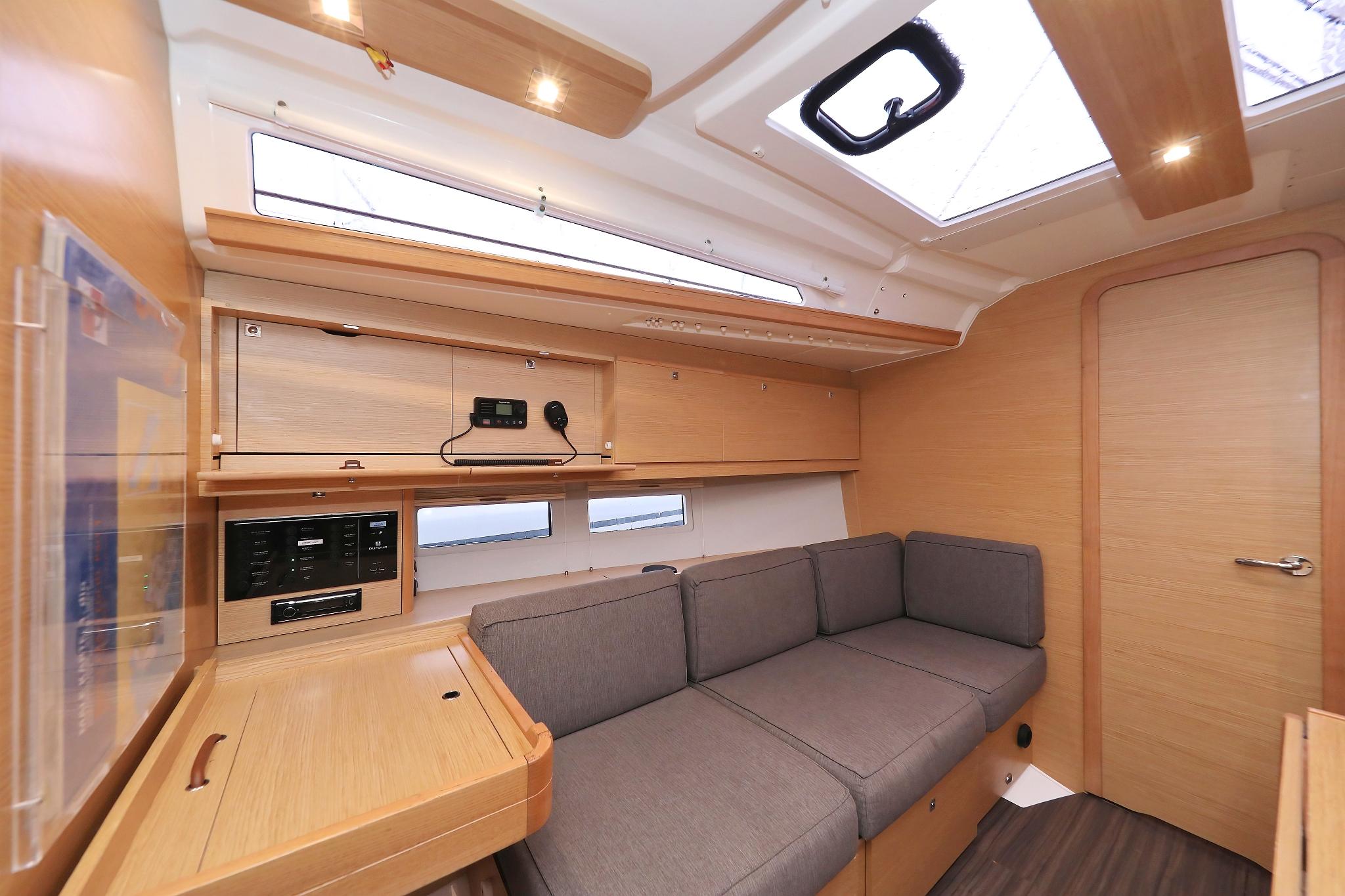 Dufour 390 GL, picture 15