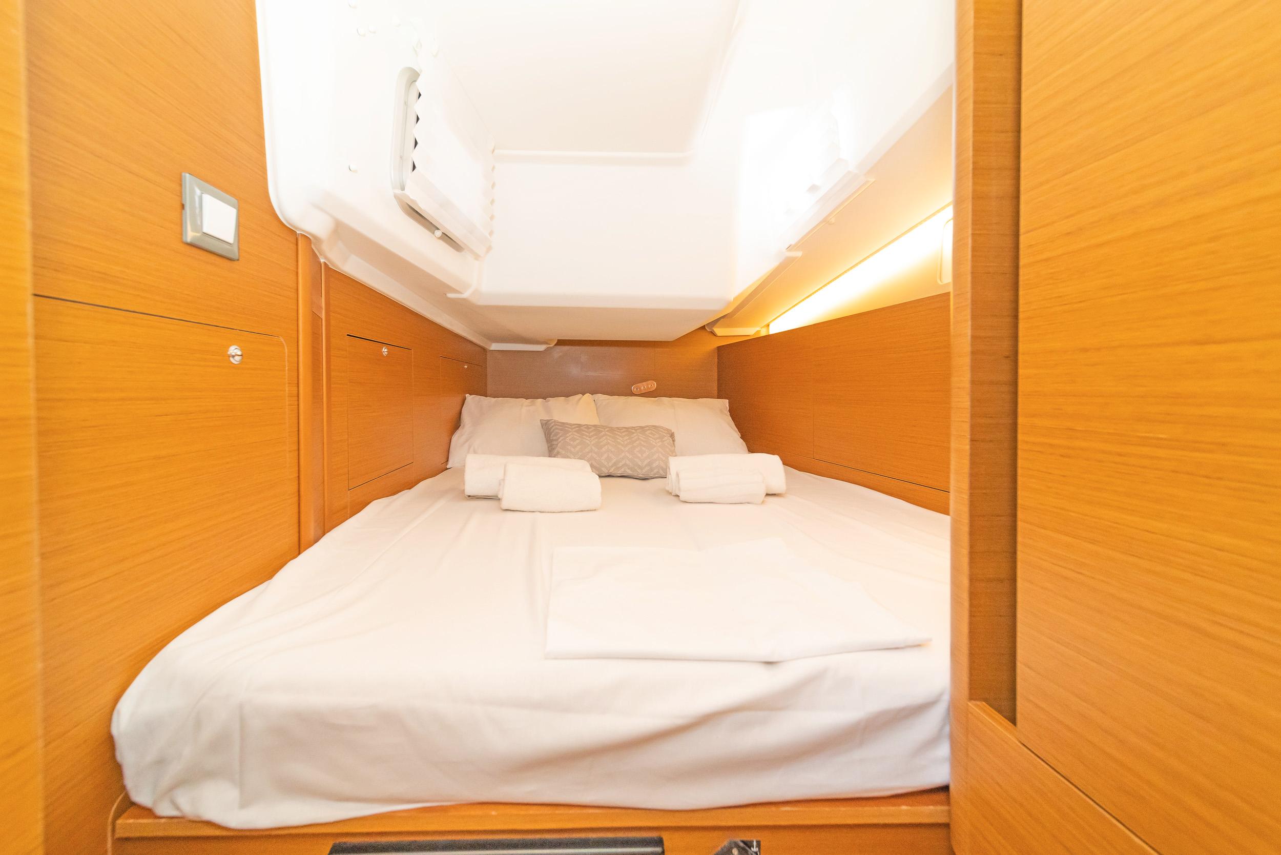 Sun Odyssey 410 - 3 cab., picture 9