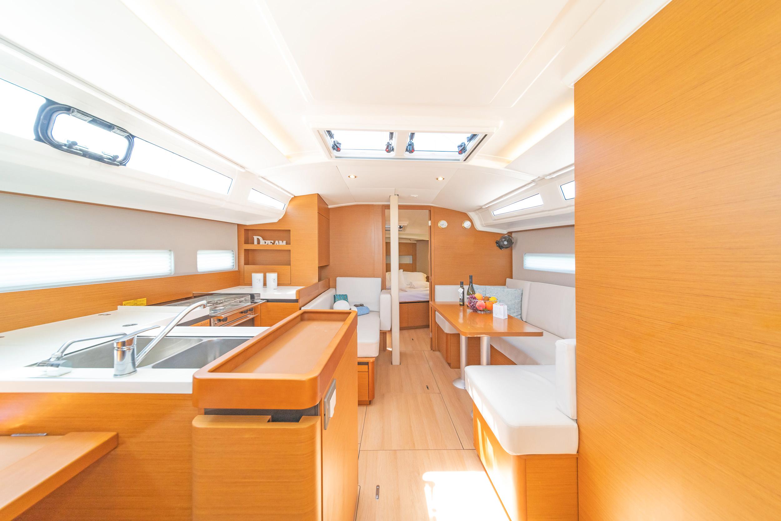 Sun Odyssey 410 - 3 cab., picture 10