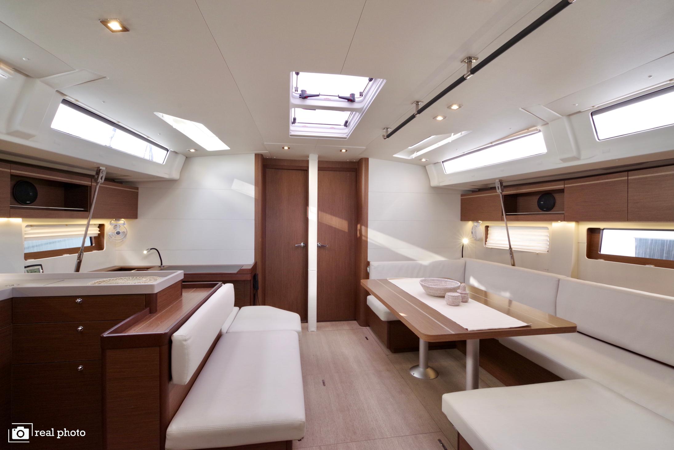 Oceanis 51.1 - 5 + 1 cab., picture 4