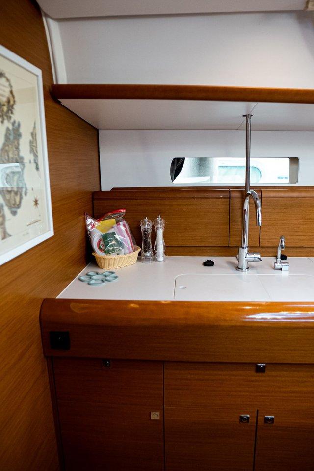 Sun Odyssey 479 - 4 cab., picture 18