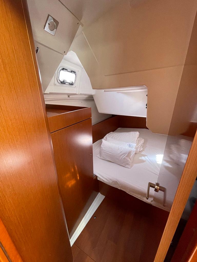 Oceanis 38 - 3 cab., picture 12