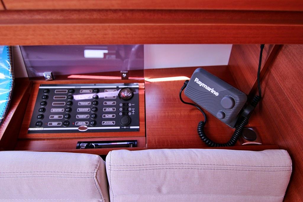 Dufour 382 GL, picture 15