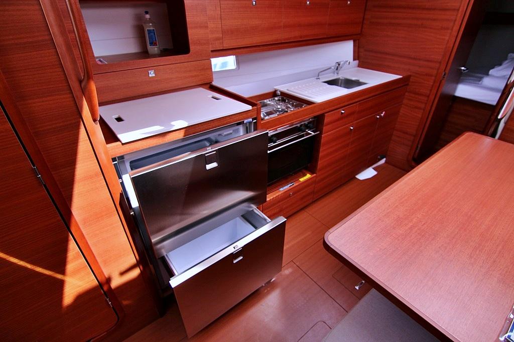 Dufour 382 GL, picture 12