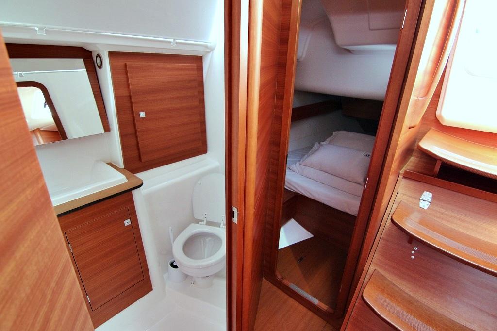 Dufour 382 GL, picture 20