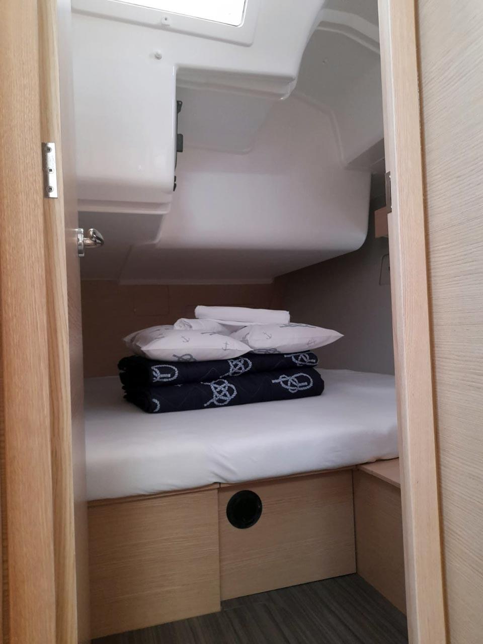 Dufour 412, picture 11