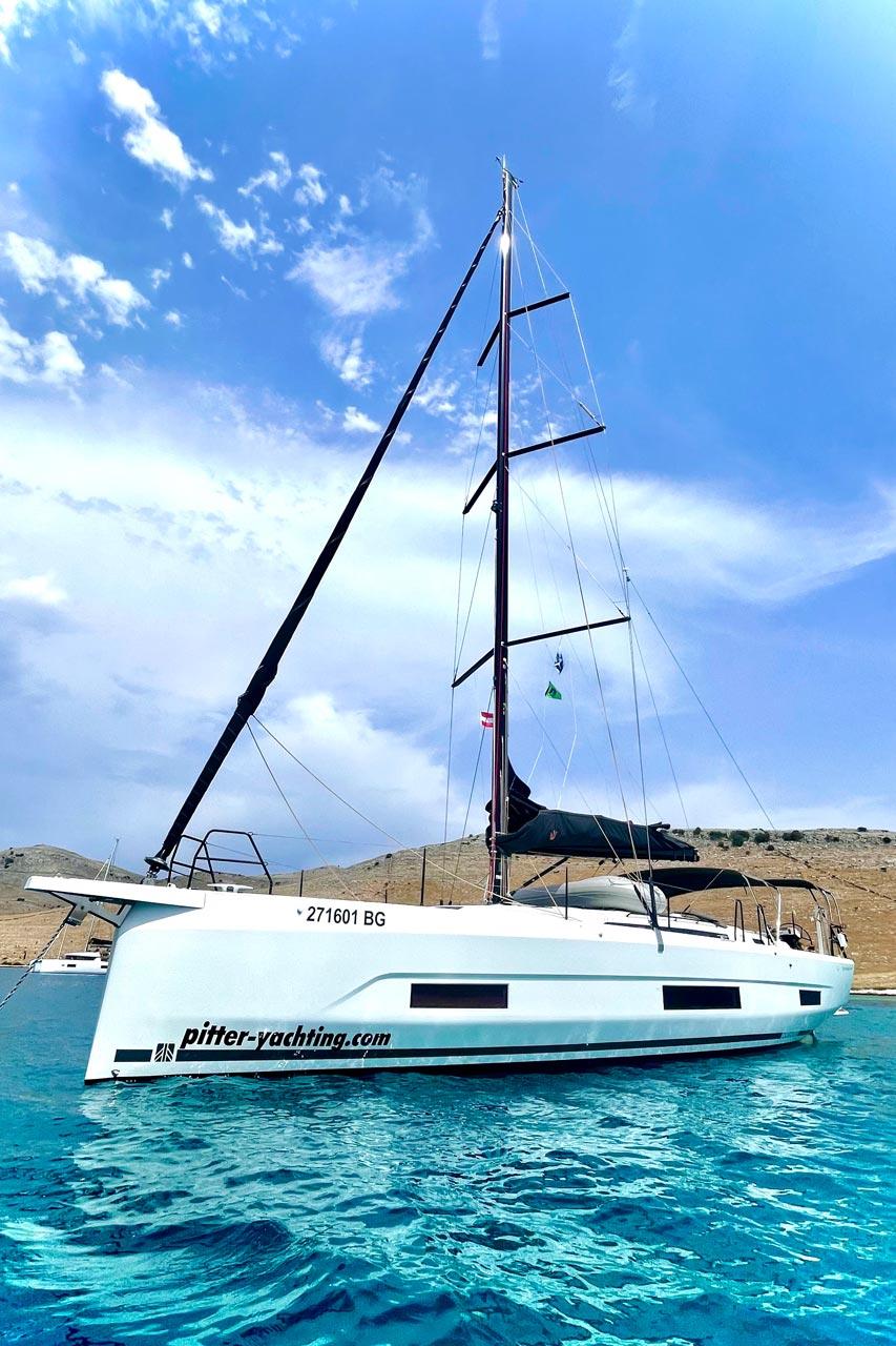 Dufour 470 performance - 4 cab., picture 5