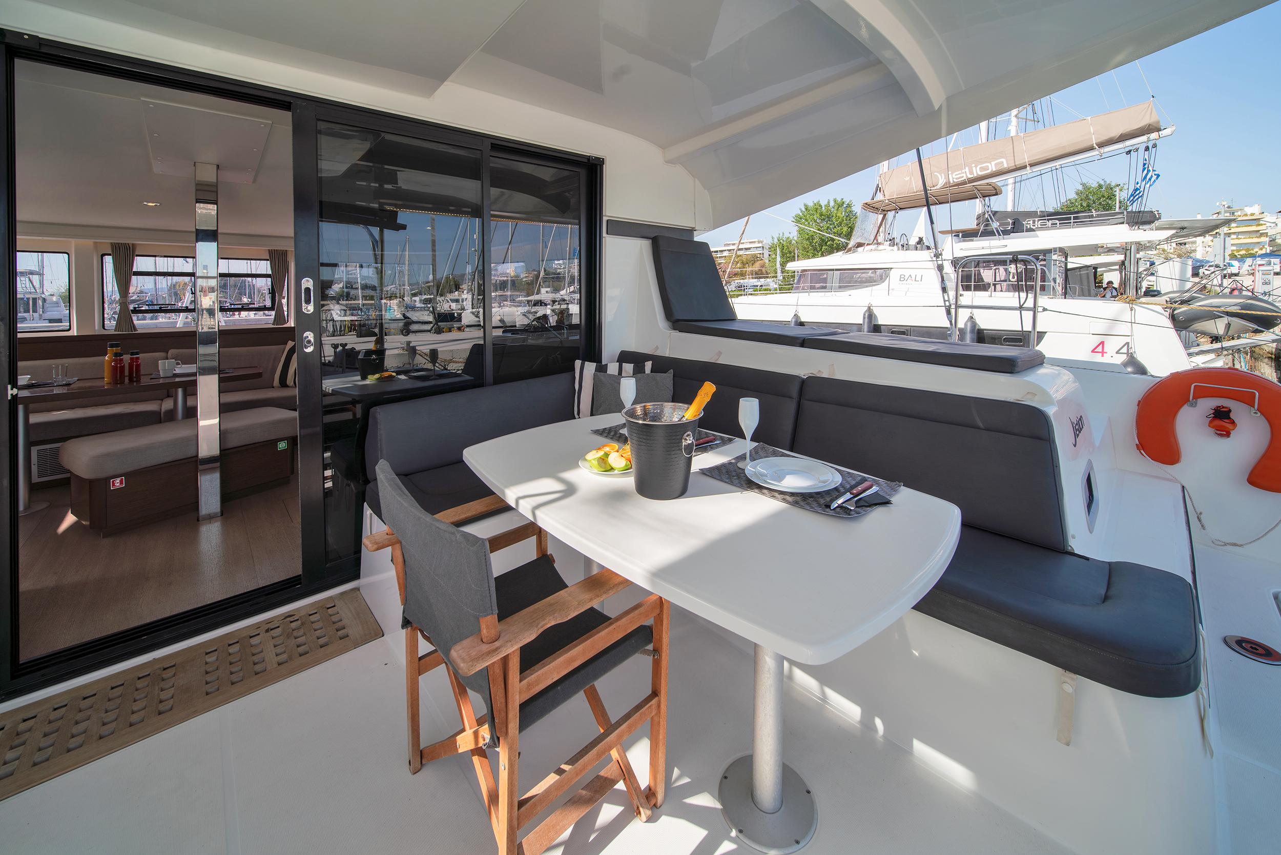 Lagoon 42 - 4 + 2 cab., picture 5