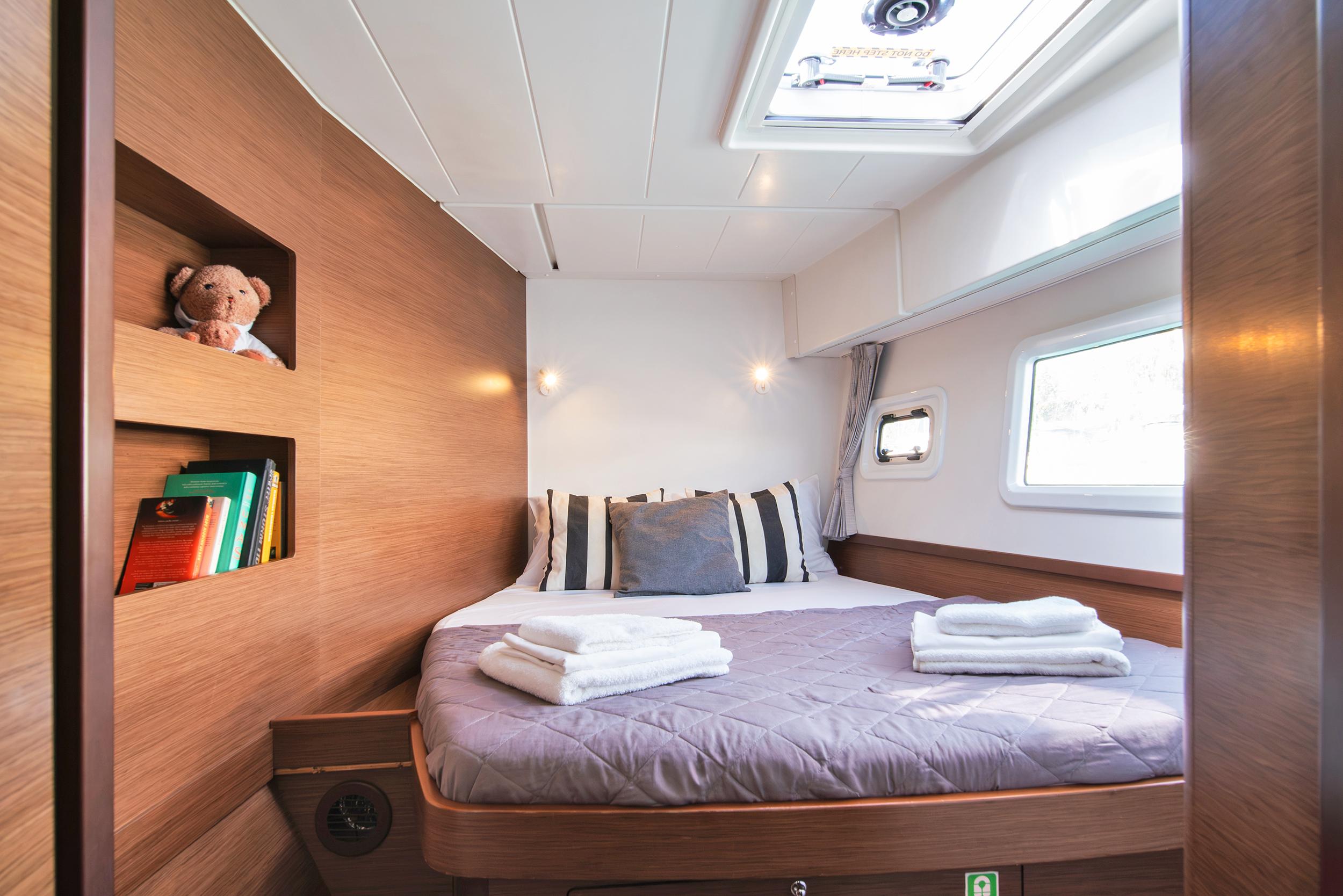 Lagoon 42 - 4 + 2 cab., picture 18