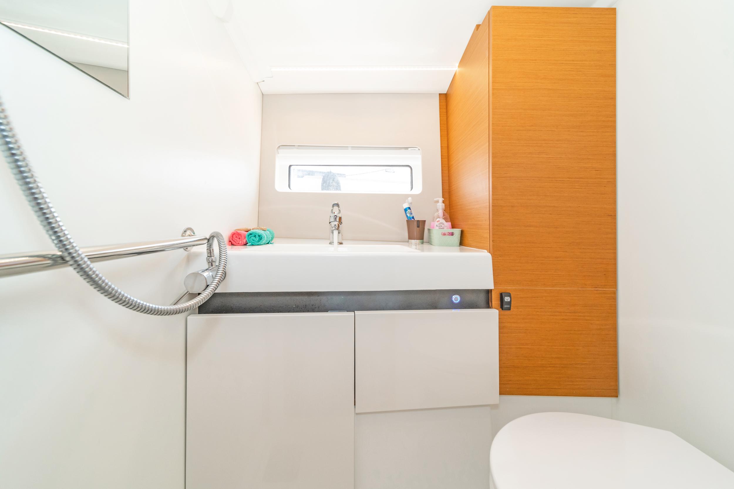 Sun Odyssey 490 - 5 + 1 cab., picture 4