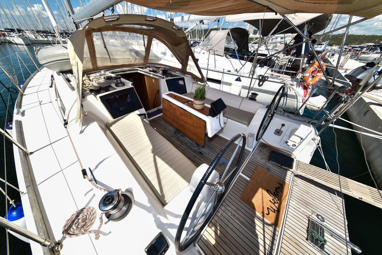 Dufour 350 GL, picture 7