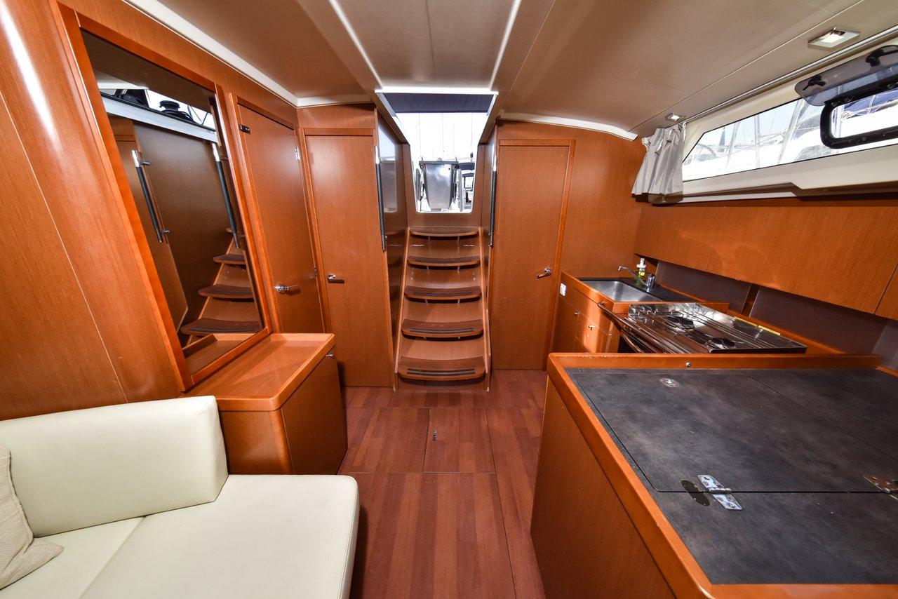 Oceanis 41.1, picture 20