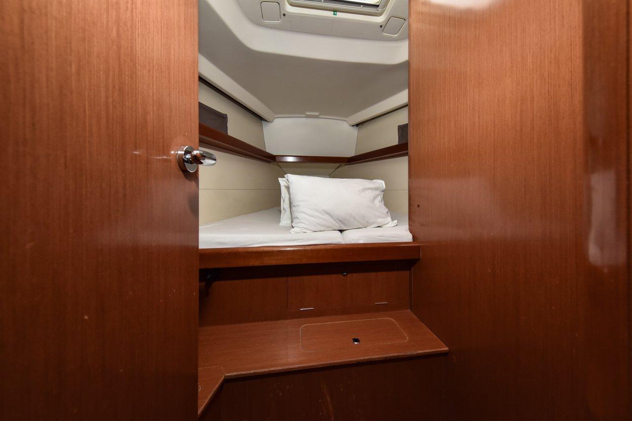 Oceanis 43, picture 37