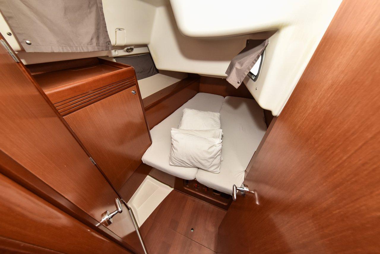 Oceanis 43, picture 25