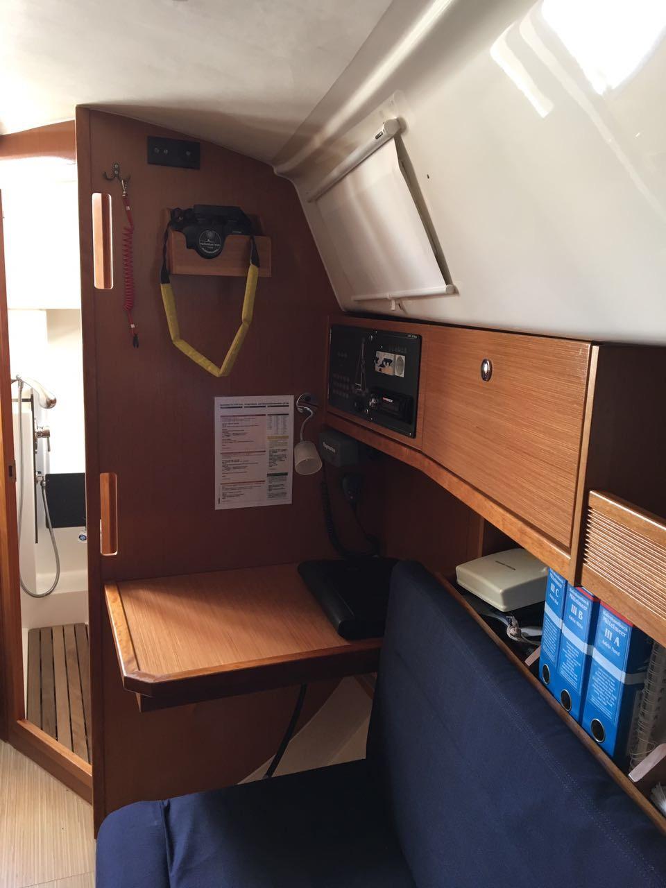 Bavaria Cruiser 32, picture 5