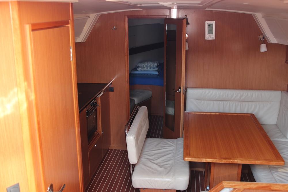 Bavaria Cruiser 40, picture 6