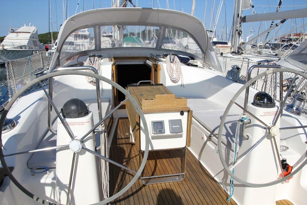 Bavaria Cruiser 40, picture 4