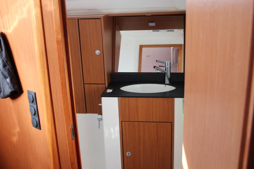 Bavaria Cruiser 40, picture 13