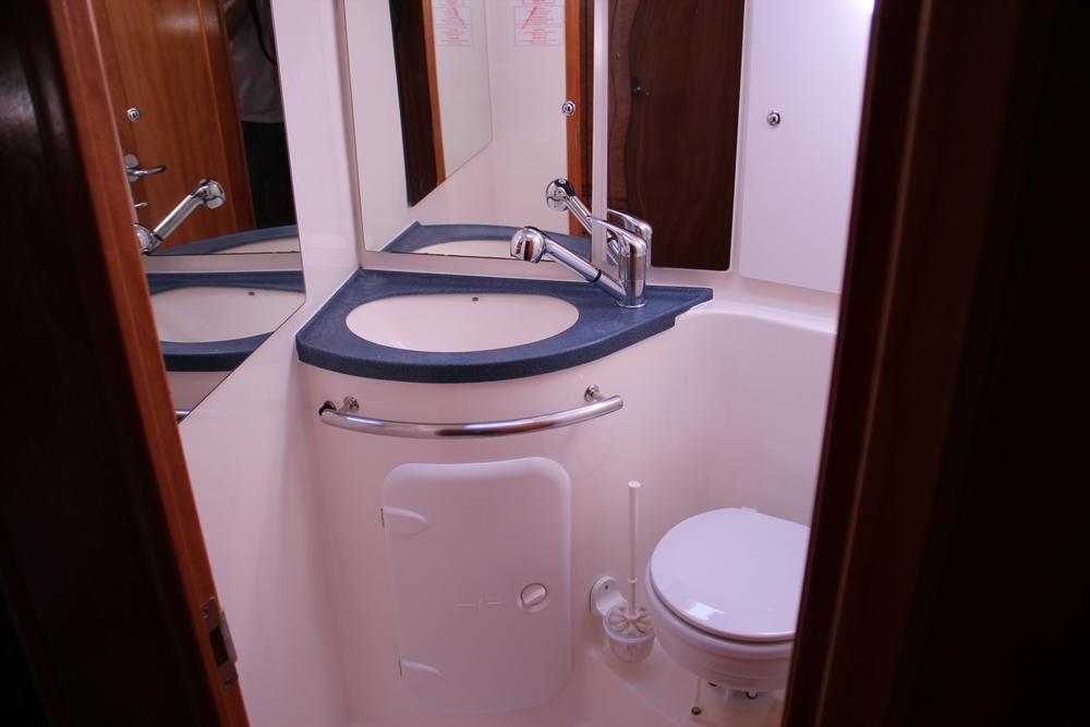 Bavaria 39 Cruiser, picture 11